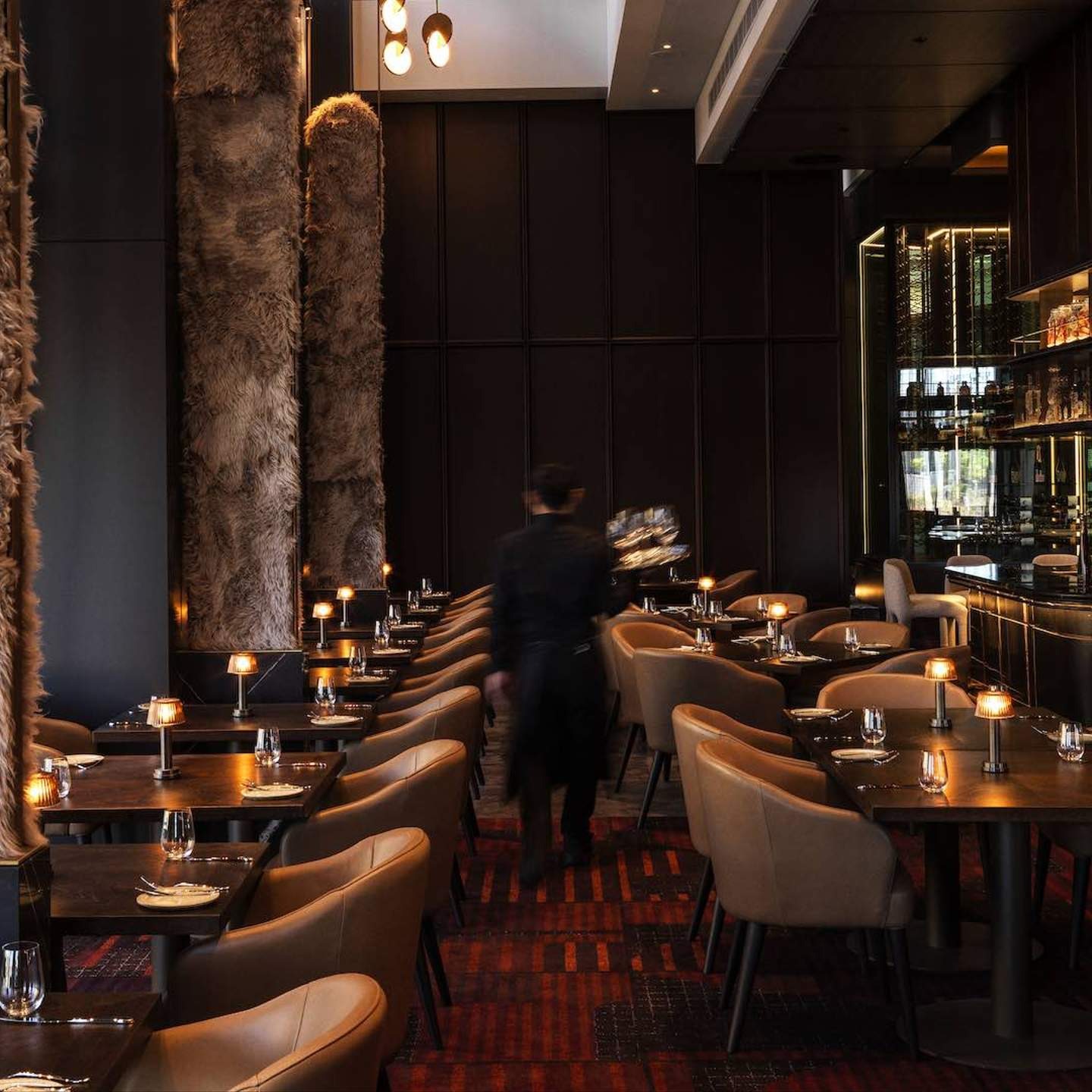stylowe wnętrze restauracji Bazqolymferi